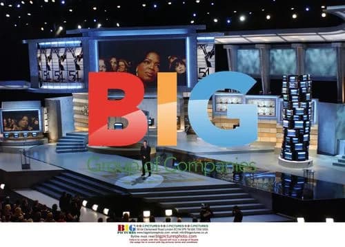 Tom Hanks Presents Oprah with Emmy Award