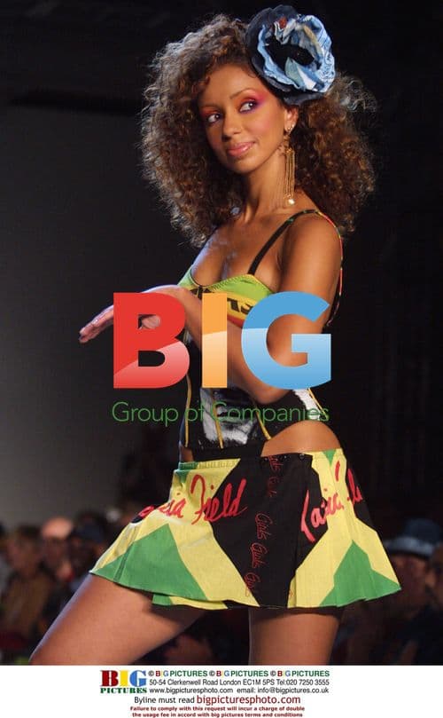 House of Field Spring 2003 Fashion Show