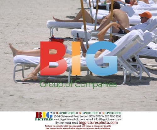 Dean Cain and Family Relaxing on Miami Beach