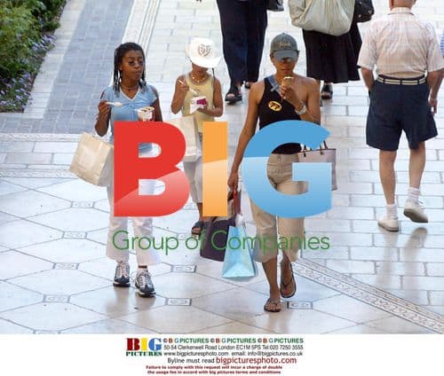 Halle Berry and daughter out for ice cream