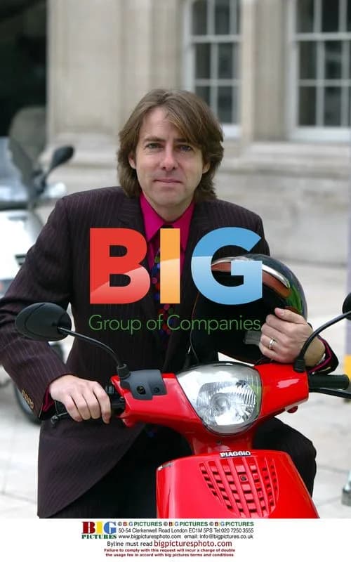 Jonathan Ross launches 'ScooterSafe' campaign