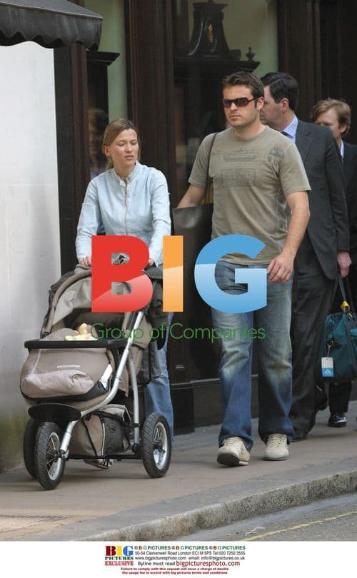 Mark Viduka and family out shopping in London