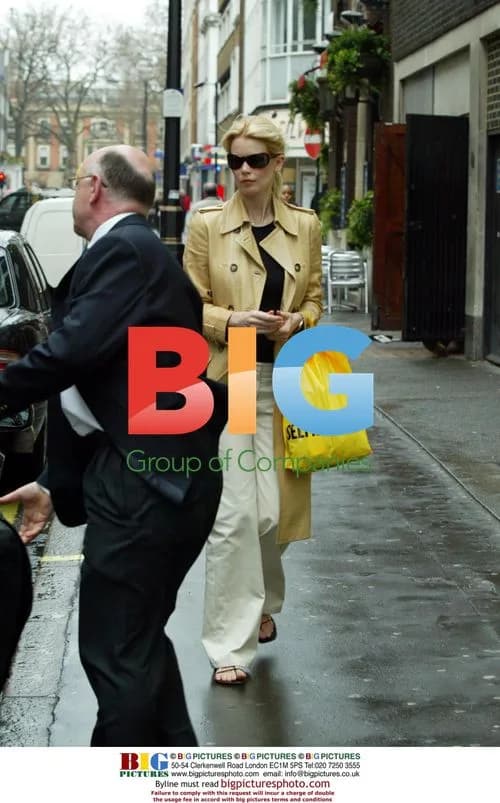 Claudia Schiffer Shopping with Mother
