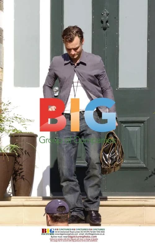 Jude Law Leaves Home with Camera