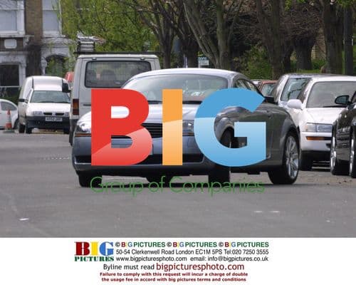 Sara Cox trades in Audi TT for A4