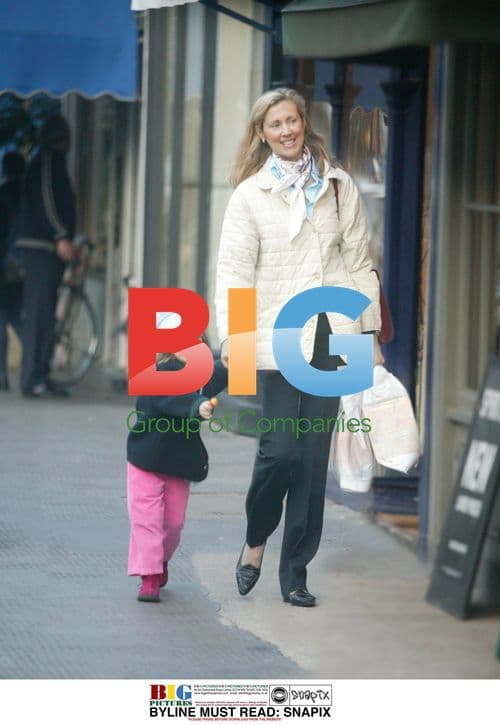 Catrina Skepper and Daughter Out in North London