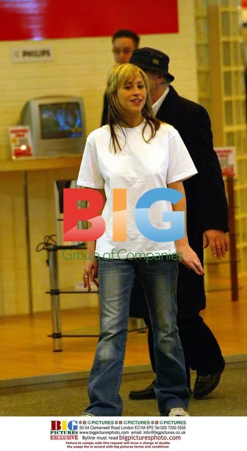 Nicole Appleton and Liam Gallager Family Outing
