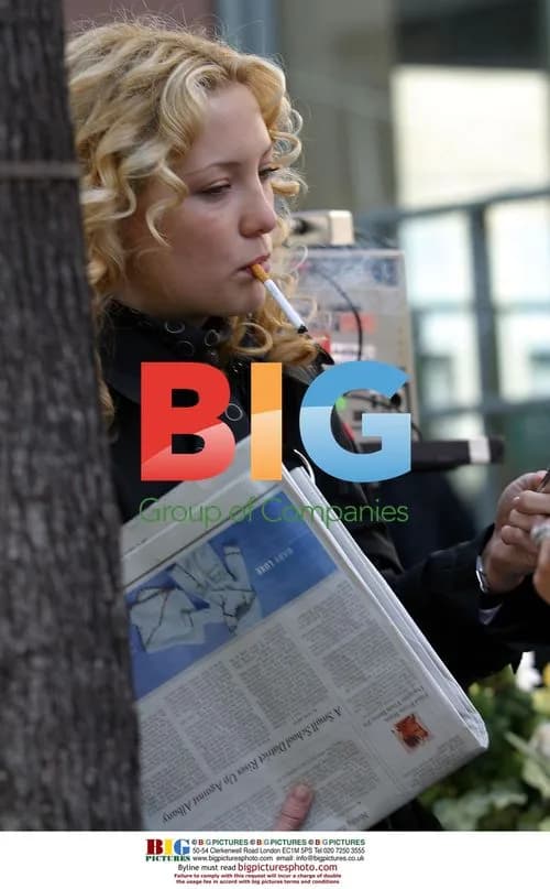 Kate Hudson on "Raising Helen" Set