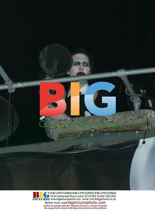 Marilyn Manson Disrupts Traffic