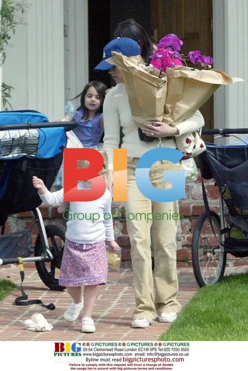 Reese Witherspoon and family on walk