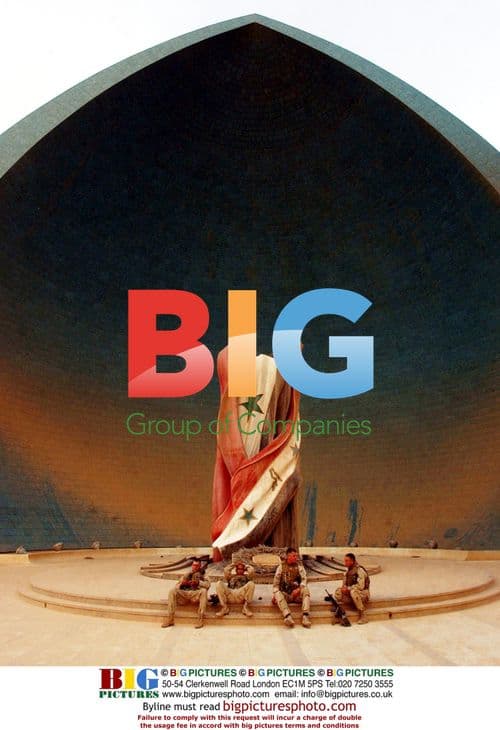 Beyoncé Performs on Stage