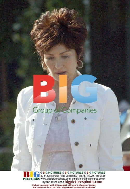 Sharon Osbourne and Kelly Osbourne shopping