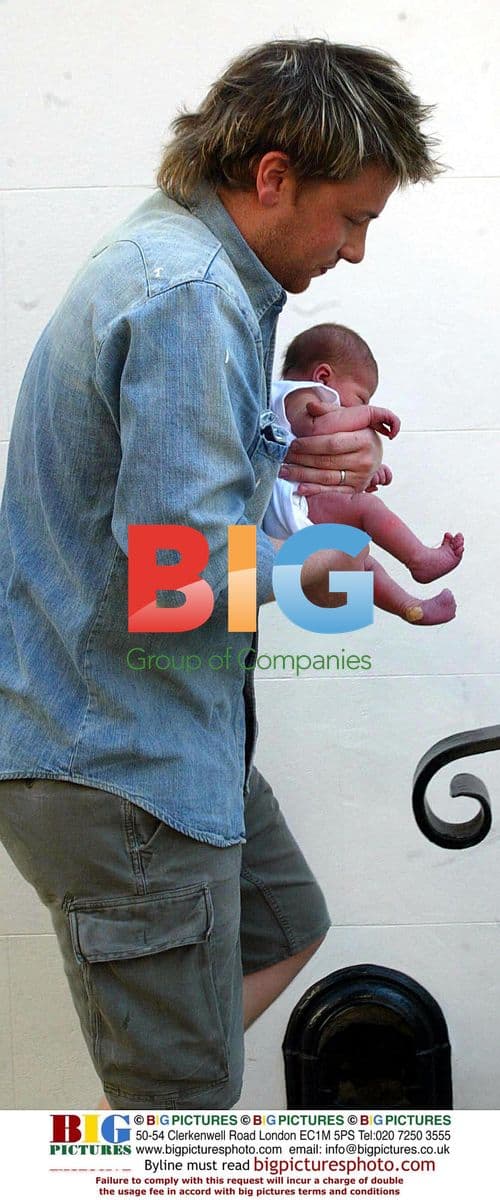 Jamie Oliver with new baby daughter Daisy Boo