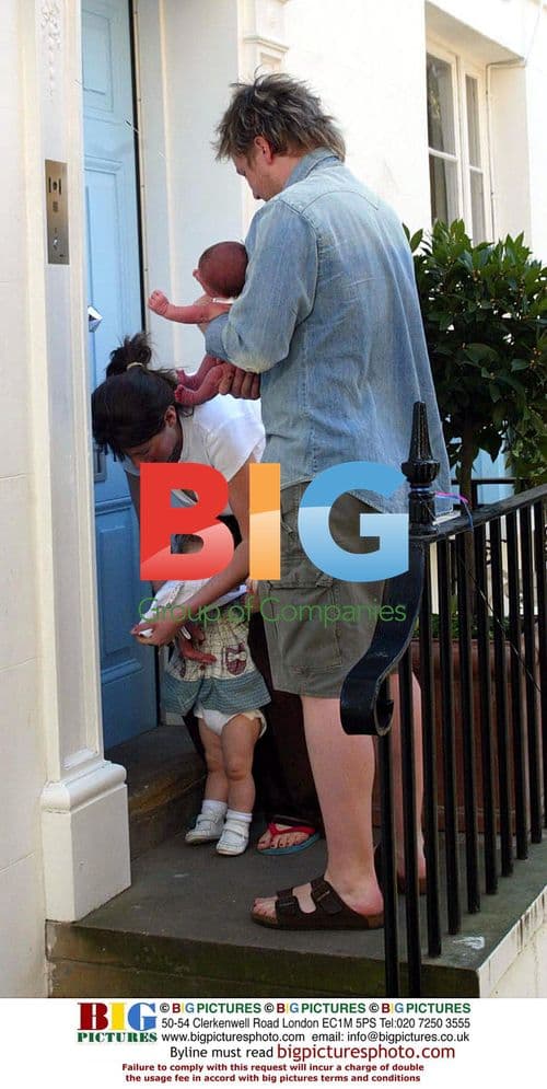 Jamie Oliver with baby daughter Daisy Boo