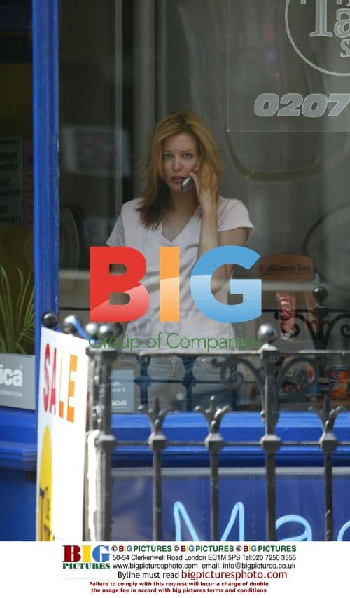 Catalina Guirado shopping in London