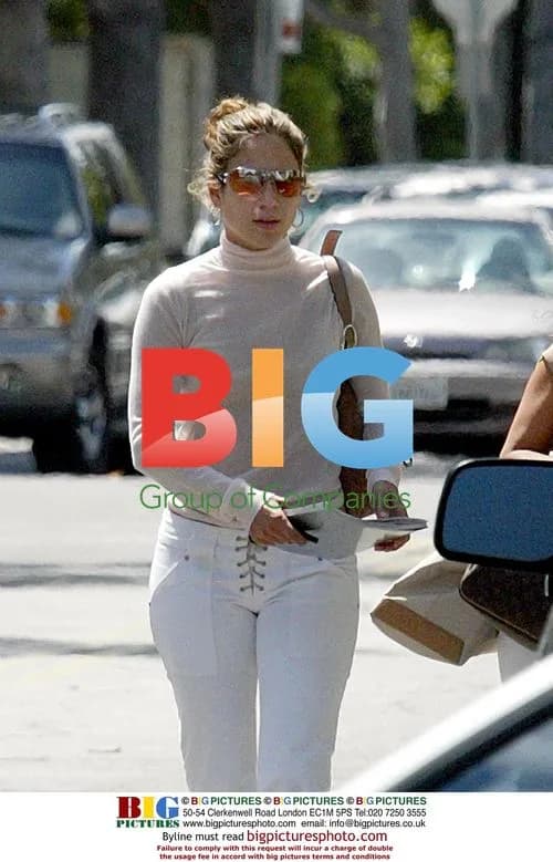 Jennifer Lopez shopping in Beverly Hills