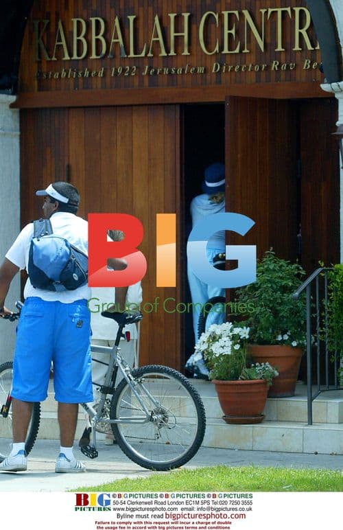 Madonna Out for Aerobic Session and Kabbalah Center Visit