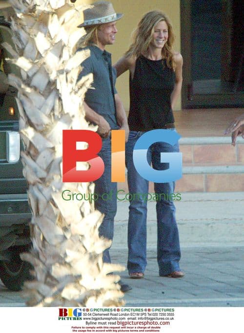 Jennifer Aniston and Brad Pitt Lunch in Mexico