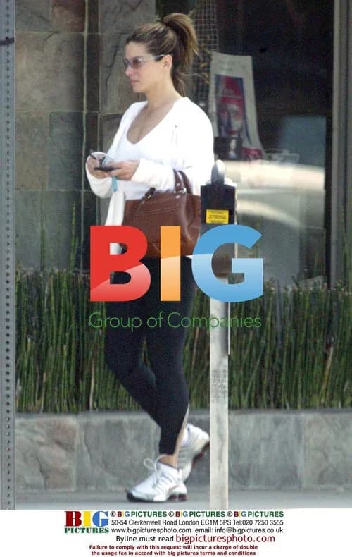 Sandra Bullock Leaves Beauty Salon for Gym