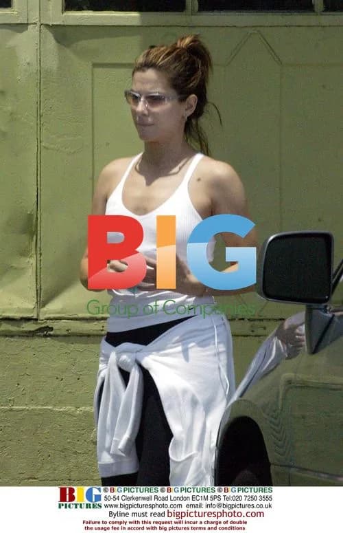 Sandra Bullock leaves salon, heads to gym