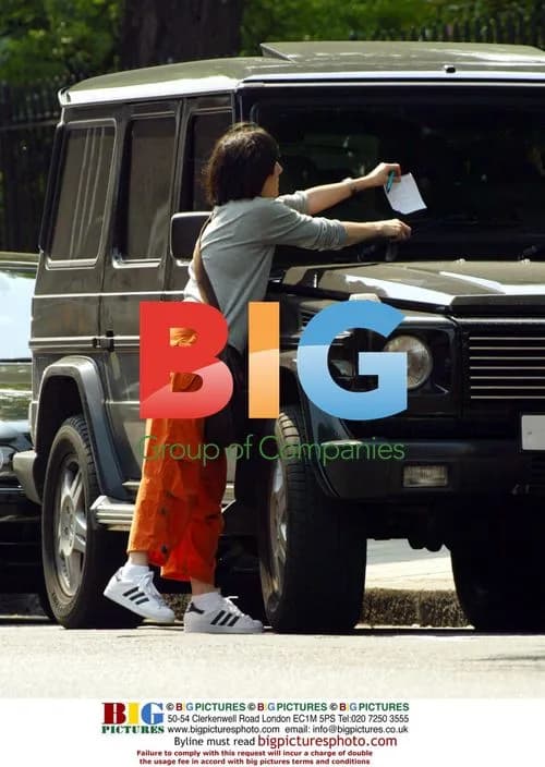 Sharleen Spiteri Improvises at Parking Meter