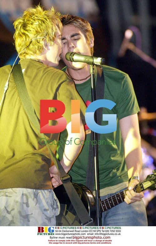 Emma Stone at 2022 SAG Awards