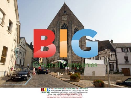 Kristen Stewart Promotes New Film