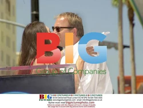 Madeleine Stowe and Kevin Costner at Costner's Hollywood Walk of Fame