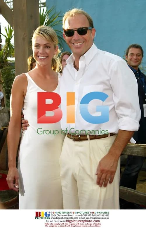 Kevin Costner & Christine at 'Open Range' Premiere