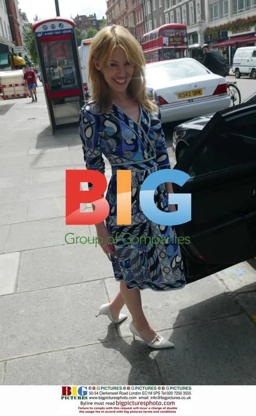 Kylie Minogue Shopping in West London