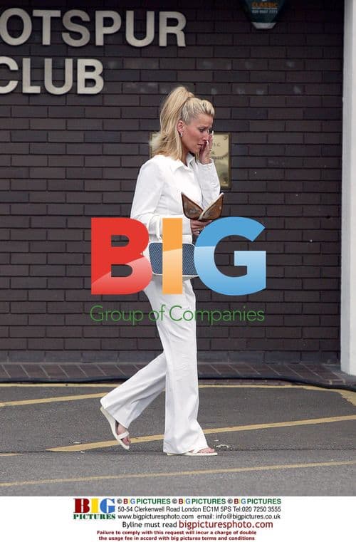 Zoe Lucker Leaves Footballers Wives Set