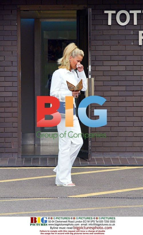 Zoe Lucker as 'Tanya Turner' on Footballers Wives Set