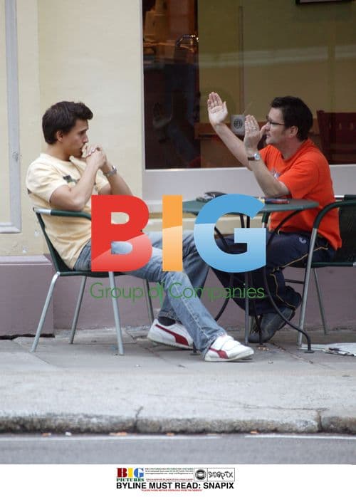 Jeremy Edwards meets up with friend, appears emotional