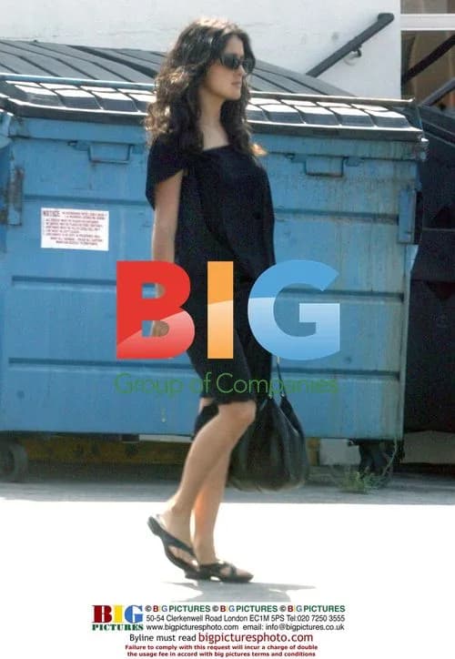 Salma Hayek Shopping in Hollywood