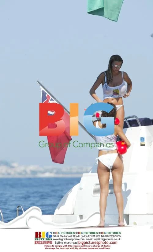 Jordan and Jerri Byrne Water Gun Fight