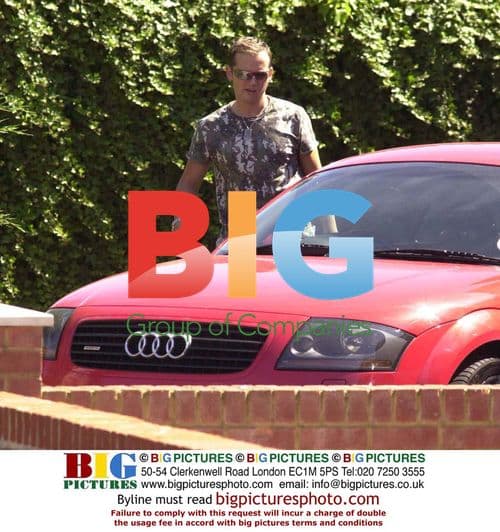 Jack Ryder returns home from grocery shopping