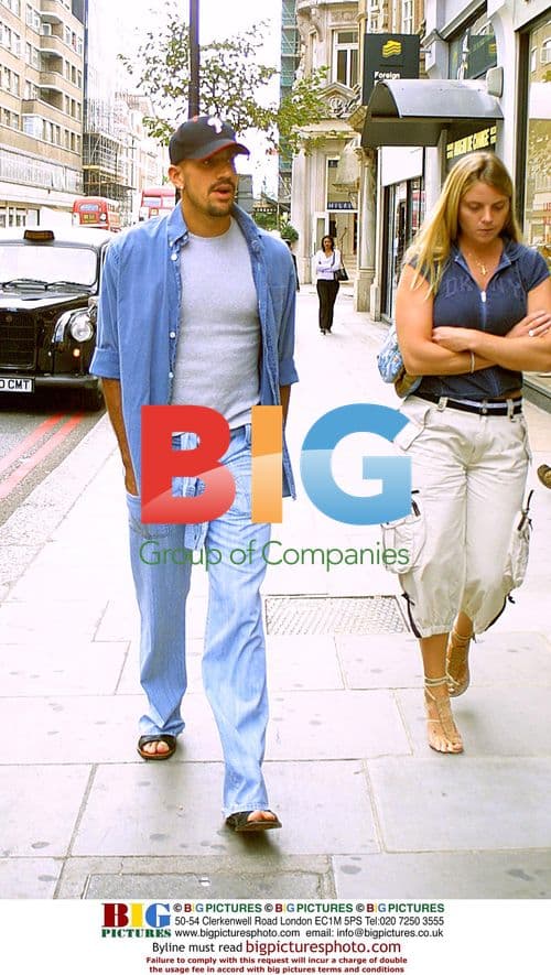 Juan Sebastian Veron out shopping