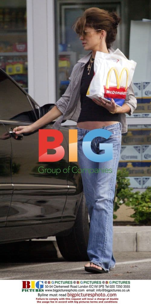 Lara Flynn Boyle and Boyfriend at McDonald's