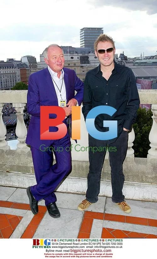 Mayor Ken and David Gray at Trafalgar Square