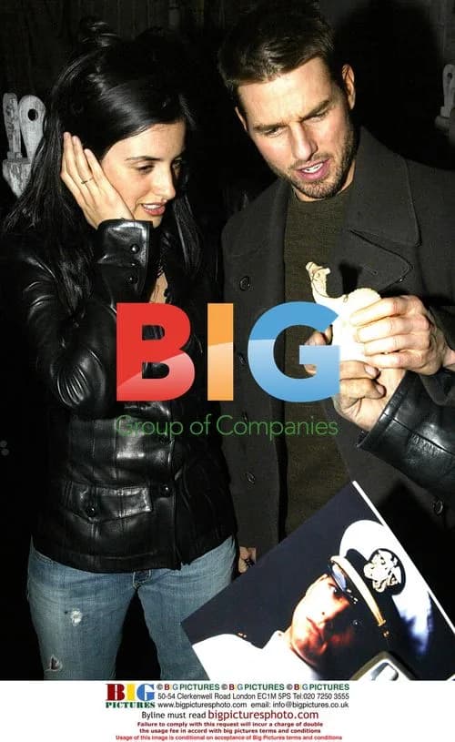 Penelope Cruiz and Tom Cruise leaving Ivy