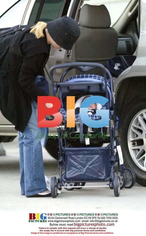 Reese Witherspoon with newborn