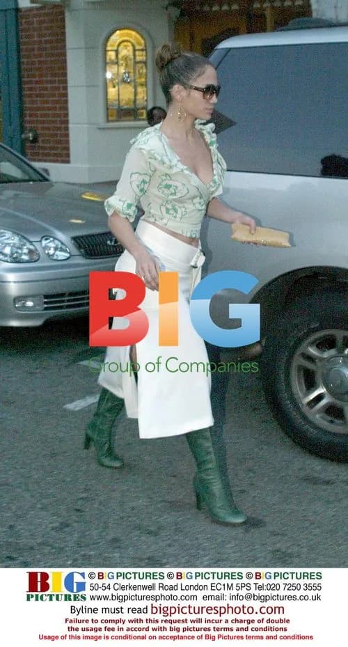 Jennifer Lopez visits Beverly Hills doctor