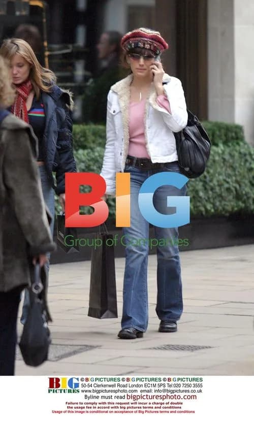 Kelly Brook Out Shopping in Central London