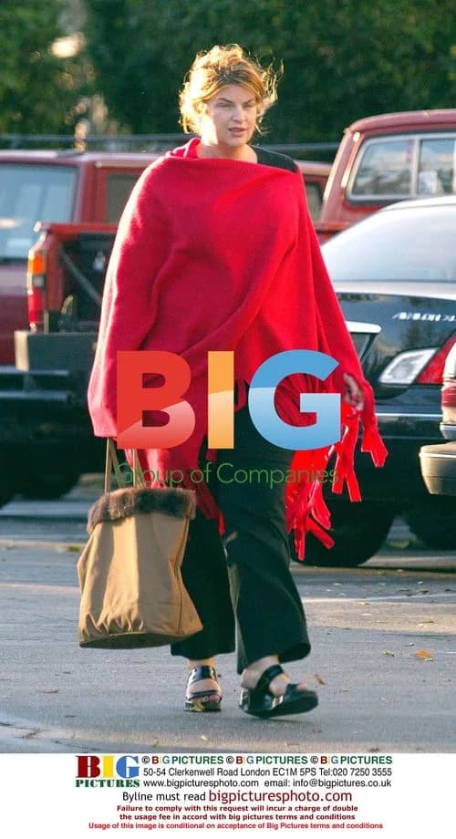 Kirsty Alley out shopping with daughter