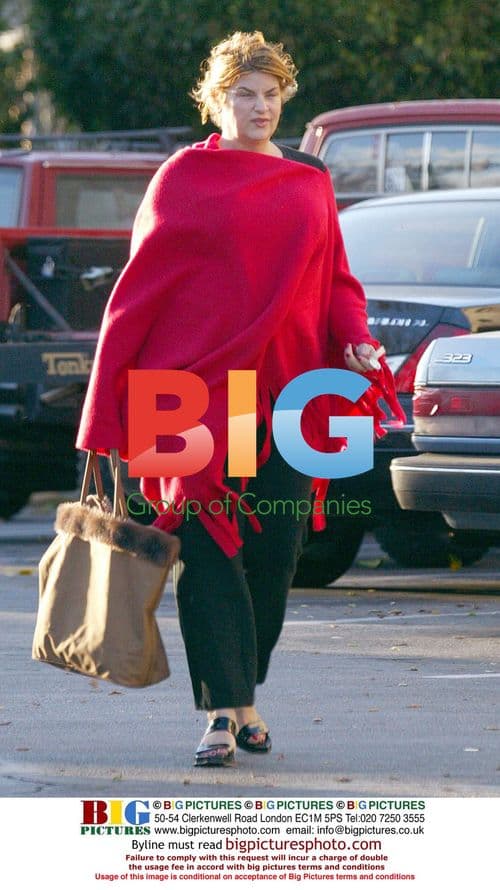 Kirsty Alley and Daughter Shopping