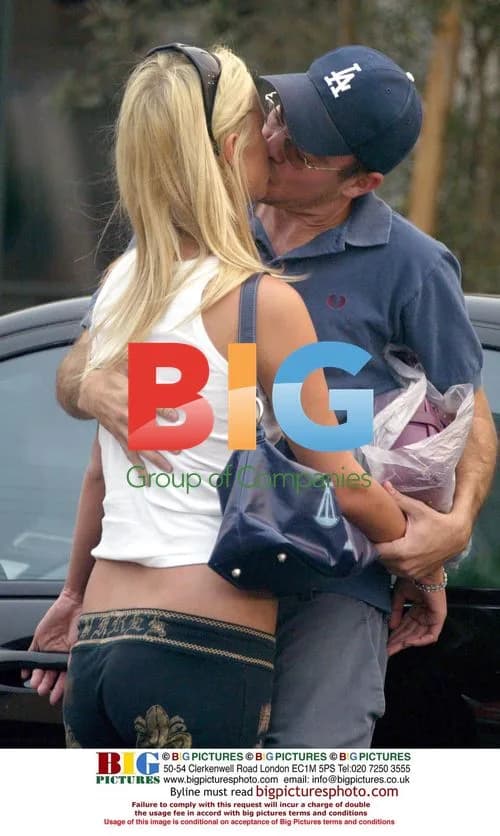 Nicky Hilton kissing boyfriend