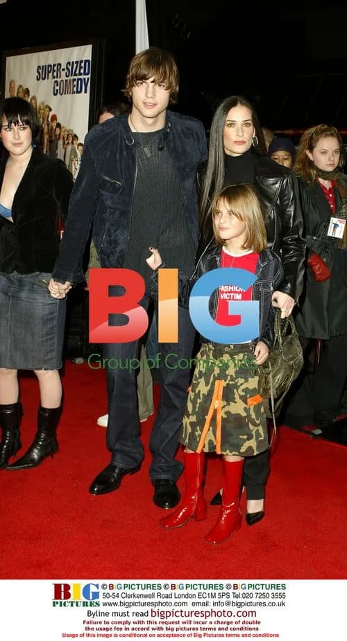 Demi Moore with Daughters and Ashton Kutcher