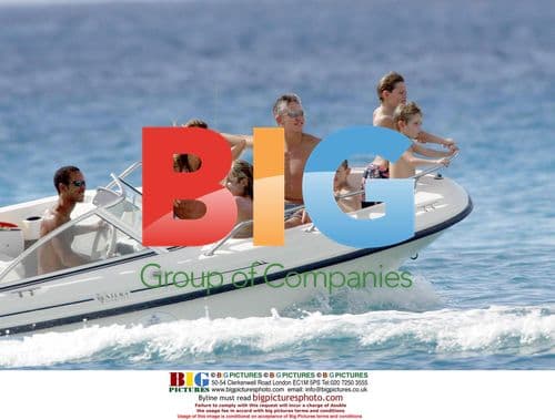 Gary Lineker and family enjoy Caribbean boat ride