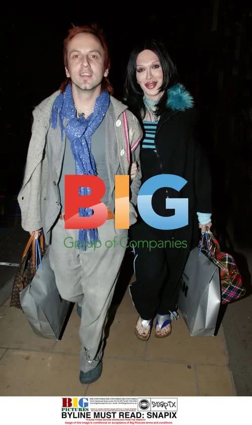 Pete Burns Christmas Shopping in London