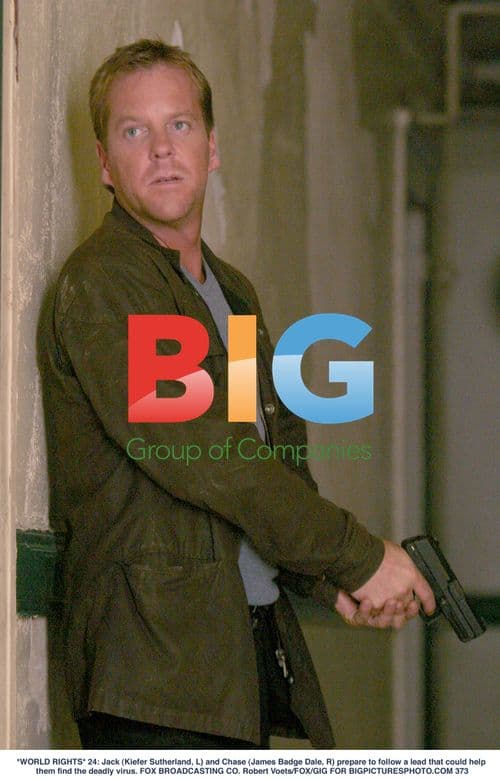 Jack (Kiefer Sutherland) follows virus lead on "24"